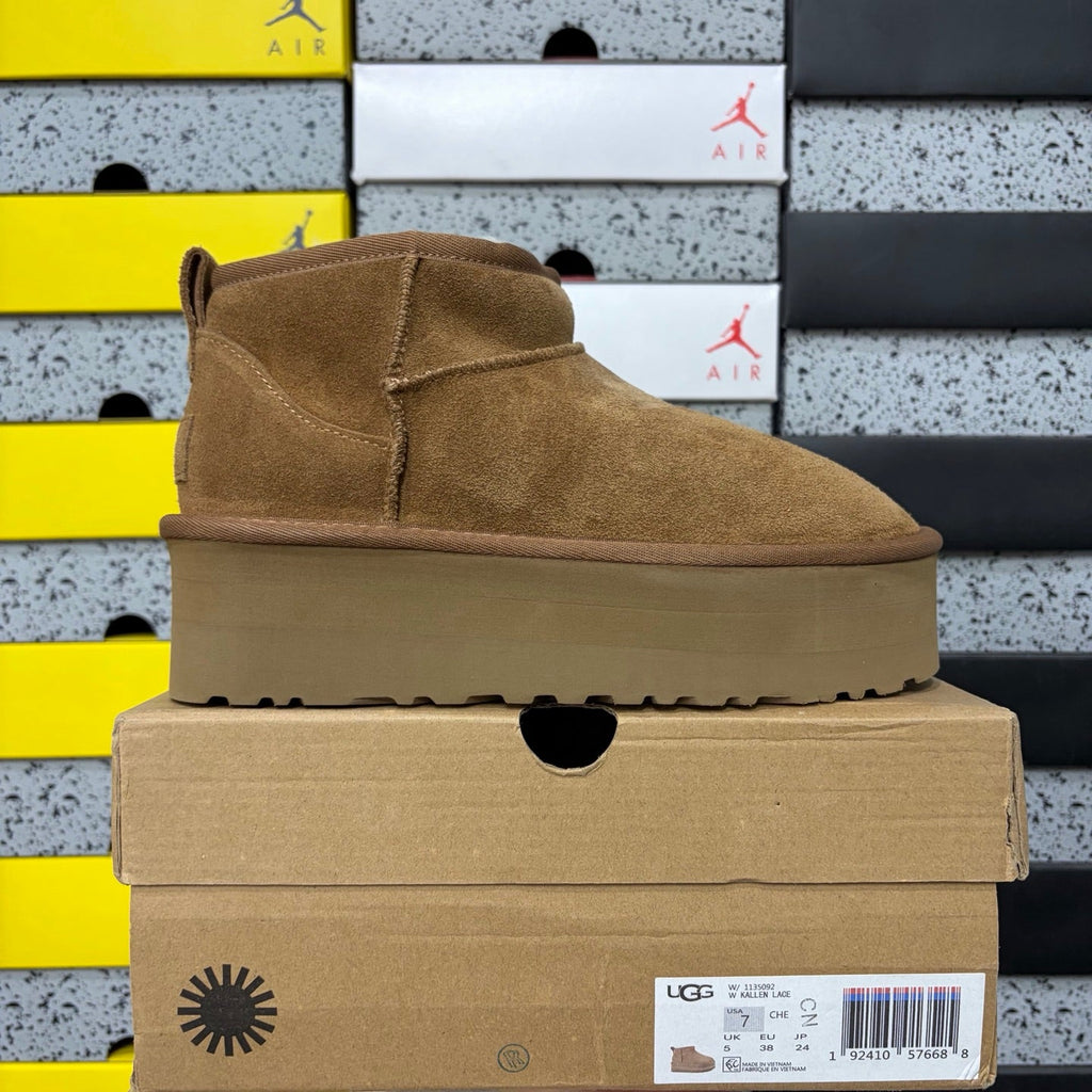 UGG Kallen Lace Platform Ankle Boot – Suede Boot with Shearling Lining, Tonal Cross-Strap Closure & Chunky Tonal Platform Sole in Chestnut