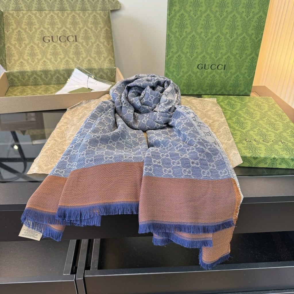 Gucci Blue-Gray Fringed Pattern Scarf